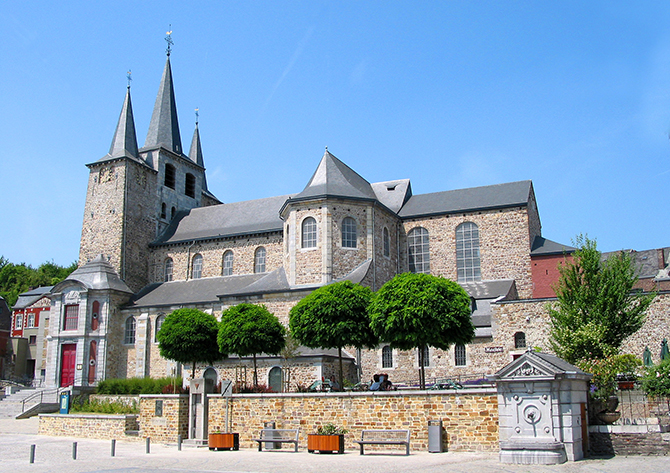 Collégiale Saint-Georges et Sainte-Ode